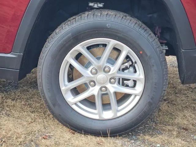 2025 Jeep Grand Cherokee L Laredo X 4x4