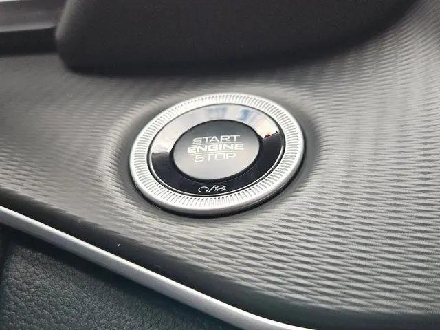 2025 Jeep Grand Cherokee L Laredo X 4x4