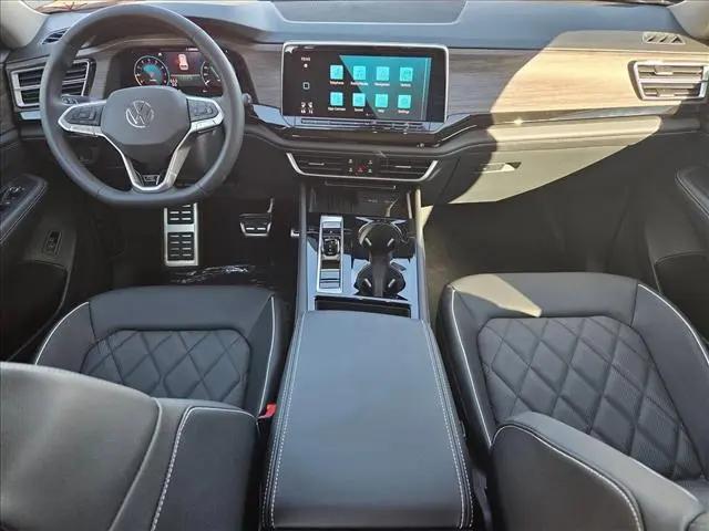 2026 Volkswagen Atlas SEL Premium R-Line
