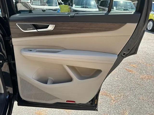 2026 Volkswagen Atlas SEL Premium R-Line