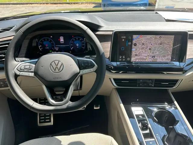 2026 Volkswagen Atlas SEL Premium R-Line