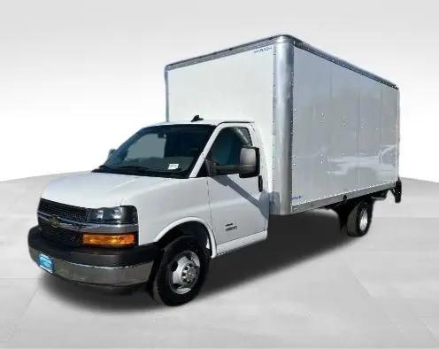 2025 Chevrolet Express Cutaway 4500 Van for sale in Monterey Park, CA