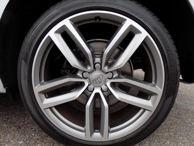 2015 Audi SQ5 3.0T Premium Plus