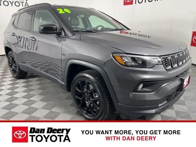 2024 Jeep Compass Latitude 4x4 for sale in Cedar Falls, IA