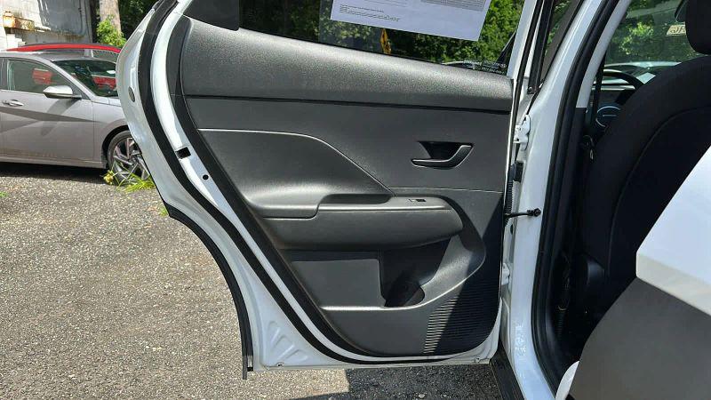 2025 Hyundai Kona SEL