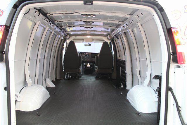 2025 Chevrolet Express Cargo Van RWD 2500 Extended Wheelbase WT