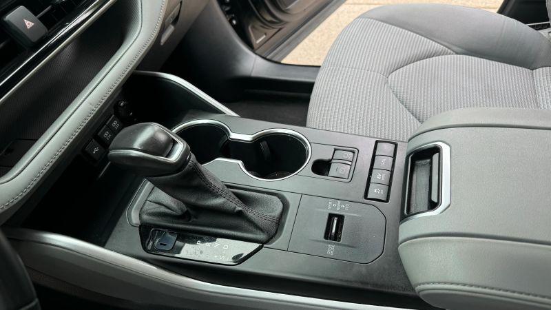 2021 Toyota Highlander Hybrid LE