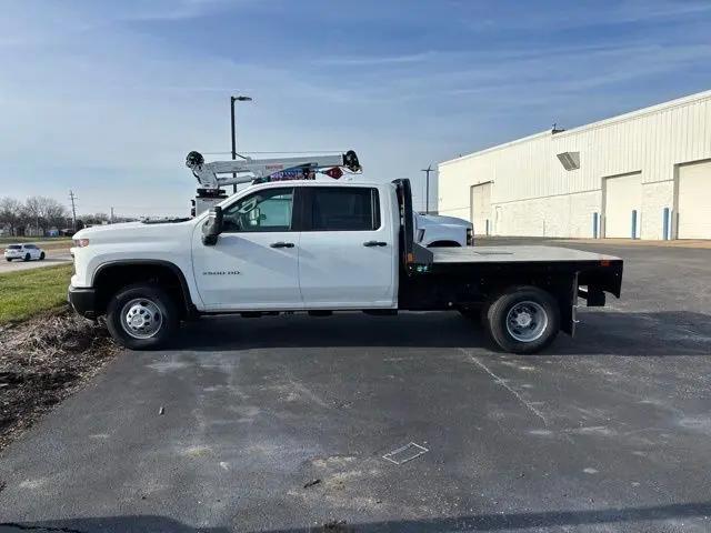 2024 Chevrolet Silverado 3500HD 4WD Crew Cab Long Bed Work Truck