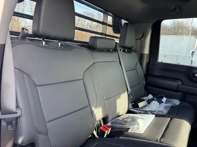 2024 Chevrolet Silverado 3500HD 4WD Crew Cab Long Bed Work Truck