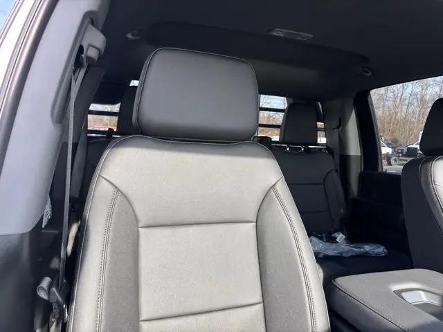 2024 Chevrolet Silverado 3500HD 4WD Crew Cab Long Bed Work Truck