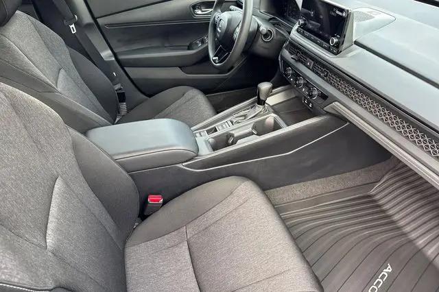 2025 Honda Accord Sedan LX