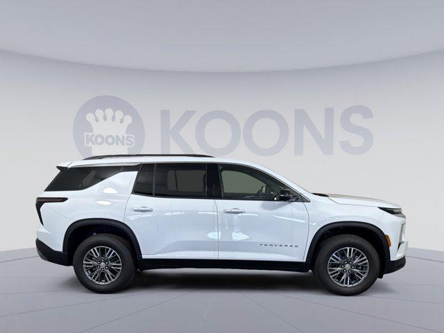 2026 Chevrolet Traverse FWD LT