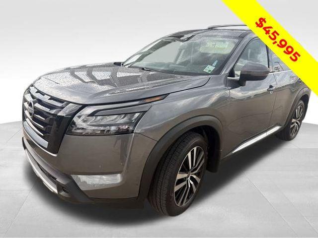 2025 Nissan Pathfinder Platinum FWD