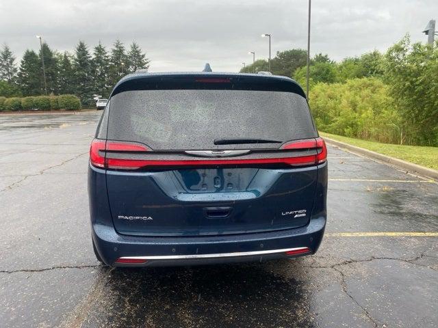 2022 Chrysler Pacifica Limited AWD