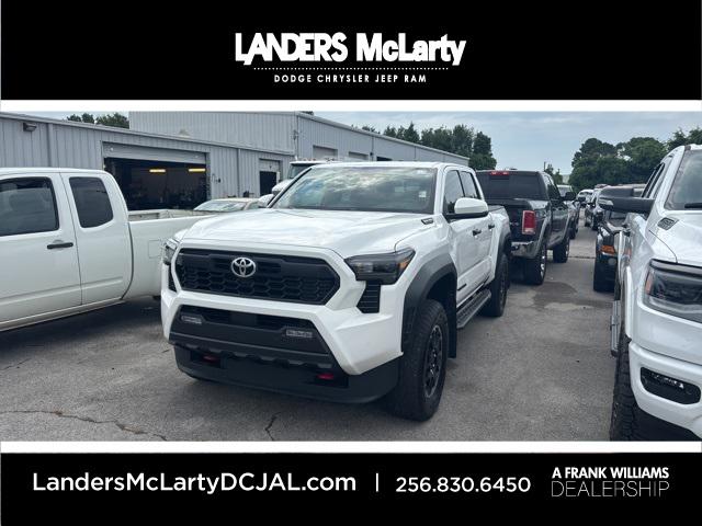 2024 Toyota Tacoma Hybrid TRD Off Road