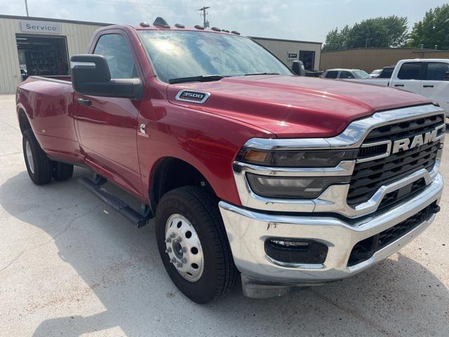 2025 RAM 3500 Tradesman Regular Cab 4x4 8 Box 2025 RAM 3500 Tradesman Regular Cab 4x4 8 Box