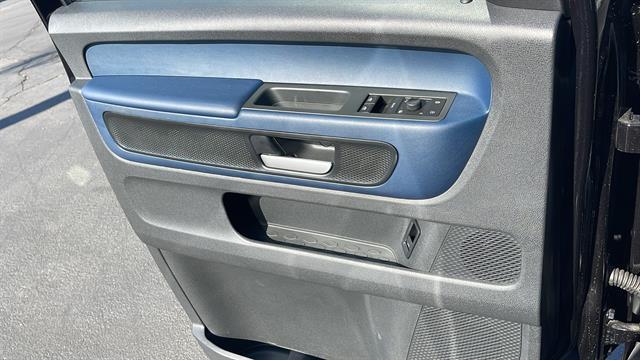 2025 Volkswagen ID. Buzz Pro S
