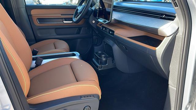 2025 Volkswagen ID. Buzz Pro S