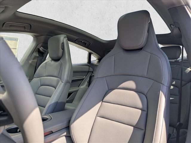 2025 Porsche Taycan 4