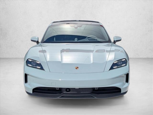 2025 Porsche Taycan 4
