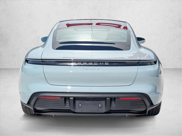 2025 Porsche Taycan 4
