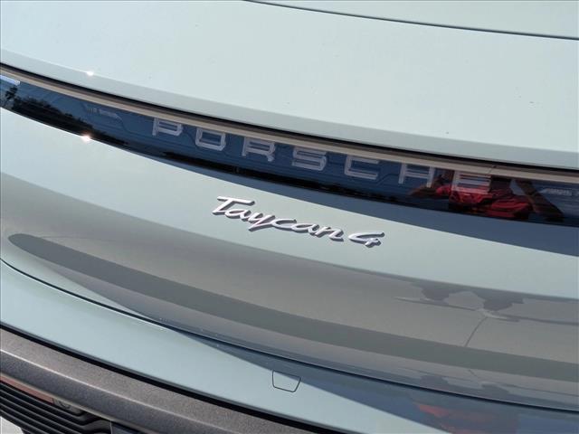 2025 Porsche Taycan 4