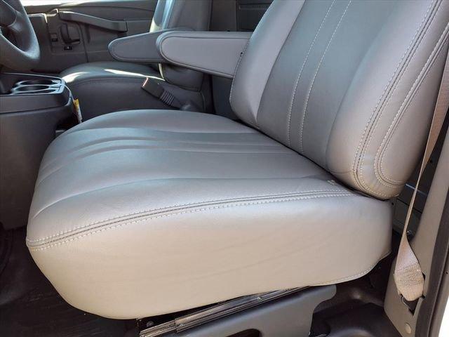 2025 Chevrolet Express Cargo Van RWD 3500 Regular Wheelbase WT