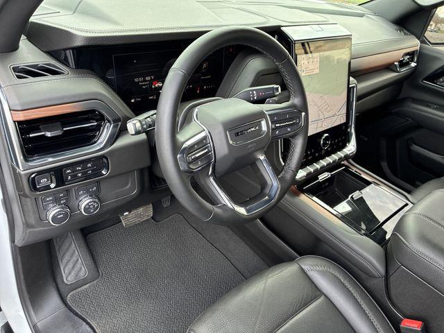 2025 GMC Yukon XL 4WD Denali