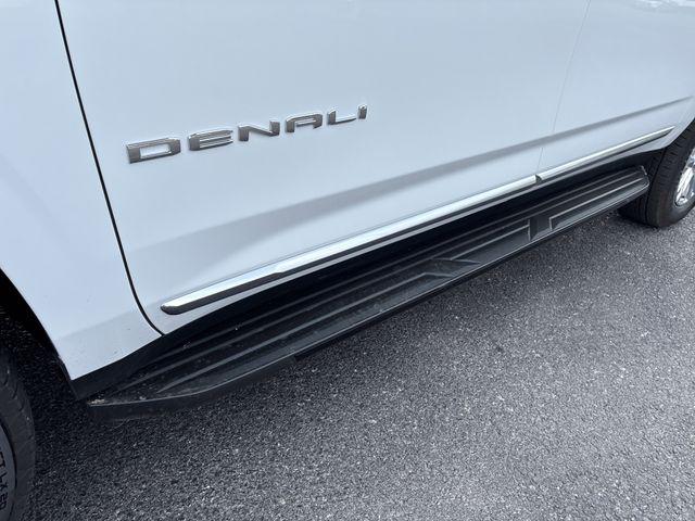 2025 GMC Yukon XL 4WD Denali