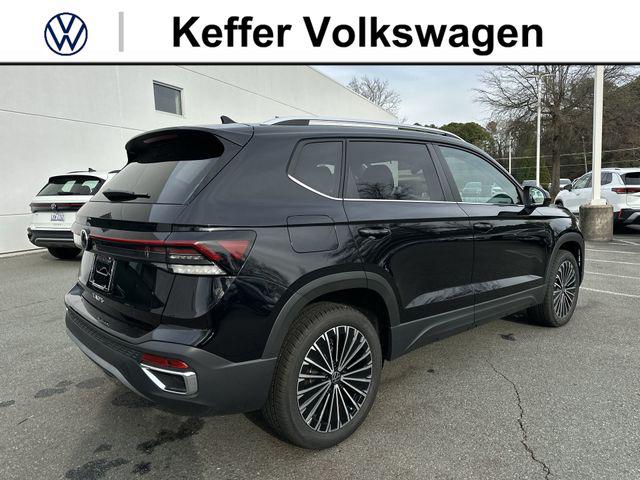 2026 Volkswagen Taos SE