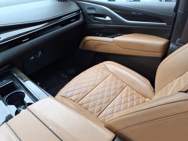 2022 Cadillac Escalade 4WD Premium Luxury