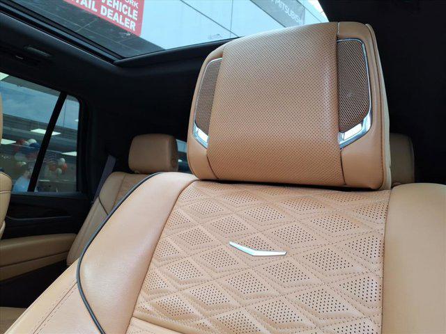 2022 Cadillac Escalade 4WD Premium Luxury