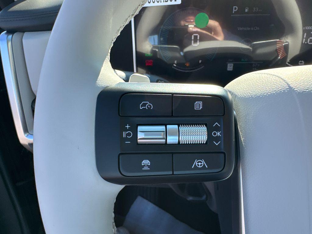 New 2026 Gray HYUNDAI SE image 16