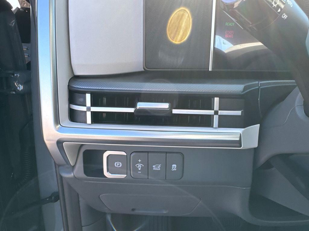 New 2026 Gray HYUNDAI SE image 21