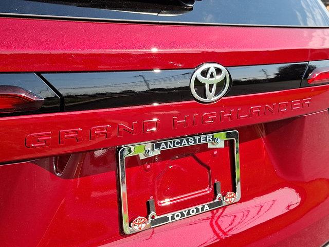 2025 Toyota Grand Highlander XLE