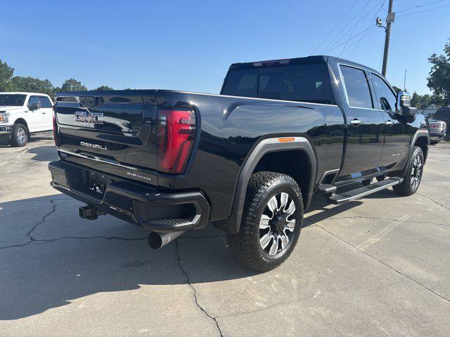 2025 GMC Sierra 2500HD 4WD Crew Cab Standard Bed Denali