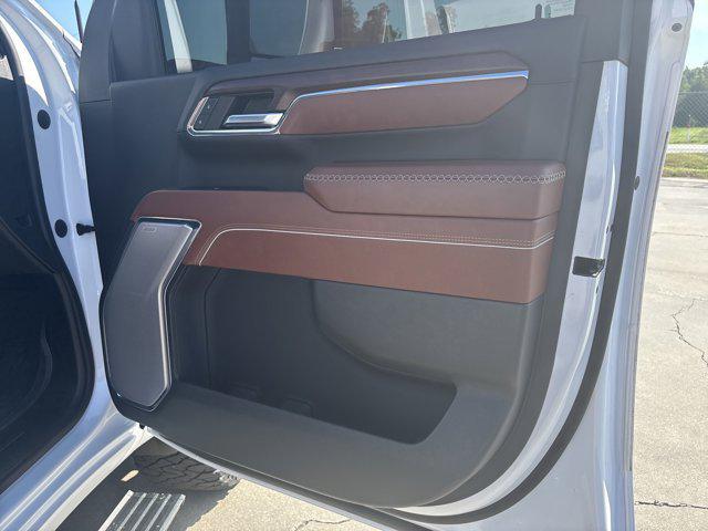 2024 GMC Sierra 3500HD 4WD Crew Cab Standard Bed Denali Ultimate