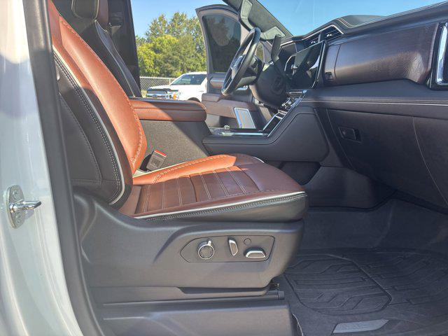 2024 GMC Sierra 3500HD 4WD Crew Cab Standard Bed Denali Ultimate