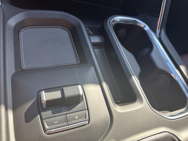 2024 GMC Sierra 3500HD 4WD Crew Cab Standard Bed Denali Ultimate
