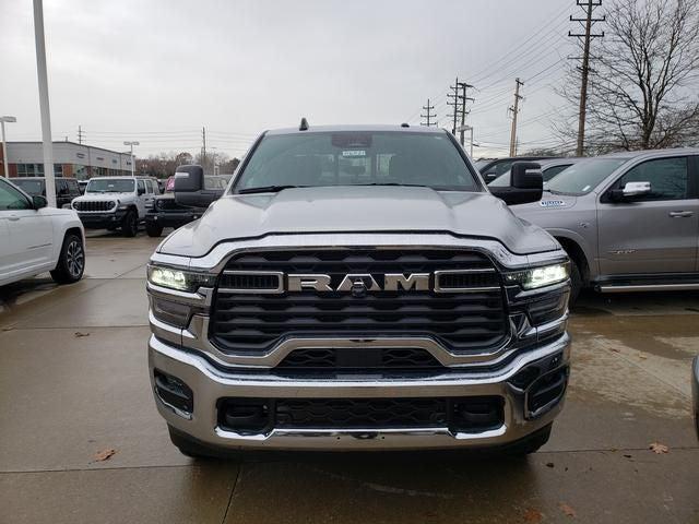 2026 RAM Ram 3500 RAM 3500 TRADESMAN CREW CAB 4X4 64 BOX