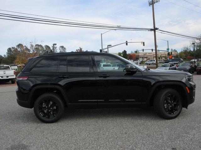 2025 Jeep Grand Cherokee GRAND CHEROKEE ALTITUDE 4X4