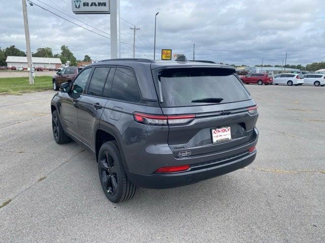 2025 Jeep Grand Cherokee Altitude 4x4