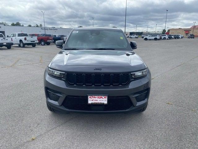 2025 Jeep Grand Cherokee Altitude 4x4