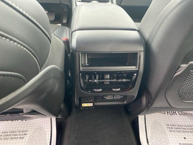 2025 Jeep Grand Cherokee Altitude 4x4