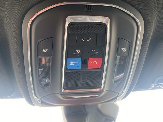 2025 Jeep Grand Cherokee Altitude 4x4