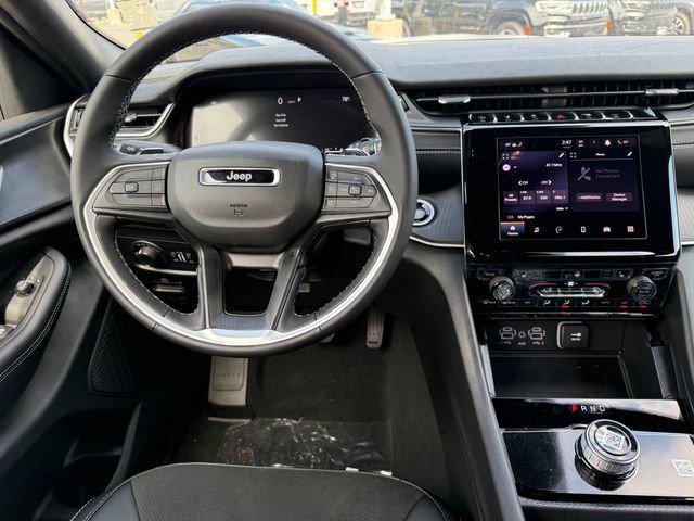 2025 Jeep Grand Cherokee GRAND CHEROKEE L ALTITUDE X 4X4