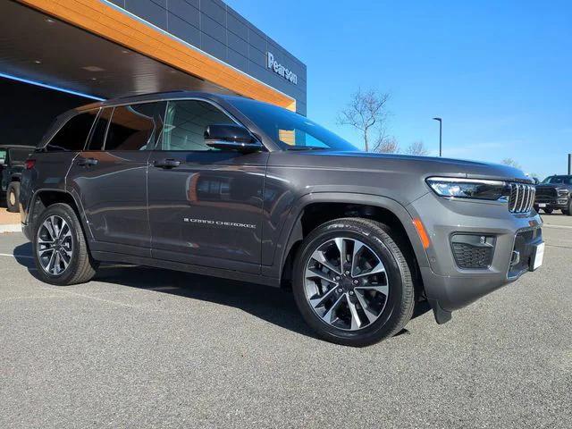 2025 Jeep Grand Cherokee GRAND CHEROKEE OVERLAND 4X4