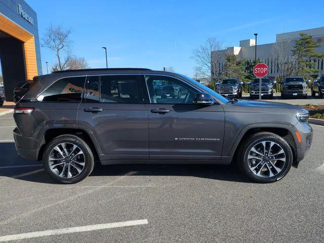 2025 Jeep Grand Cherokee GRAND CHEROKEE OVERLAND 4X4