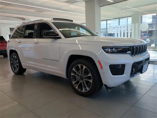 2025 Jeep Grand Cherokee GRAND CHEROKEE OVERLAND 4X4