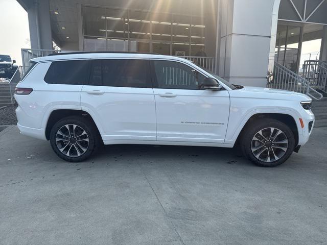 2025 Jeep Grand Cherokee GRAND CHEROKEE L OVERLAND 4X4 2025 Jeep Grand Cherokee GRAND CHEROKEE L OVERLAND 4X4